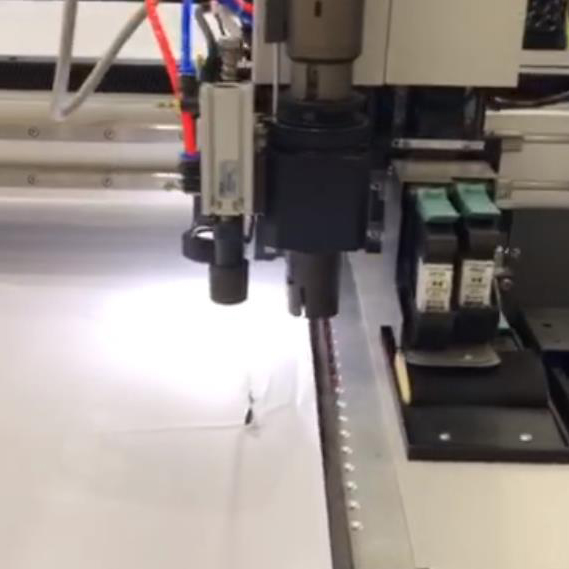 Integrated video of fabric inkjet cutting